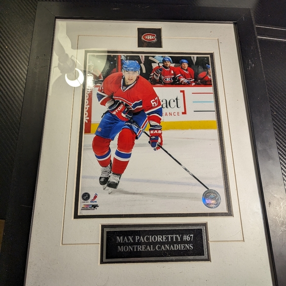 Max Pacioretty Framed Print 18X14" - Picture 3 of 6